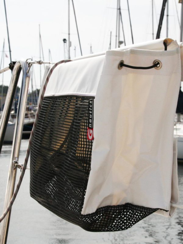 Sheet stow bag